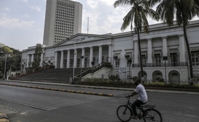 Government's Budget Deficit May See RBI Resort to Direct Financing Government's Budget Deficit May See RBI Resort to Direct Financing