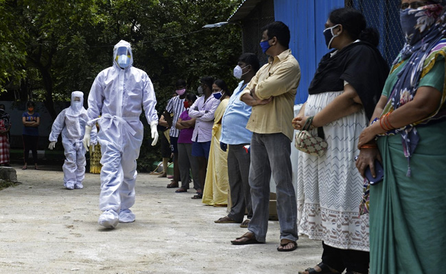 ग्रामीण इलाकों में पैर पसार रहा कोरोना, अर्थव्यवस्था पर संकट गहराया; चार करोड़ तक नौकरियां जाने का अंदेशा