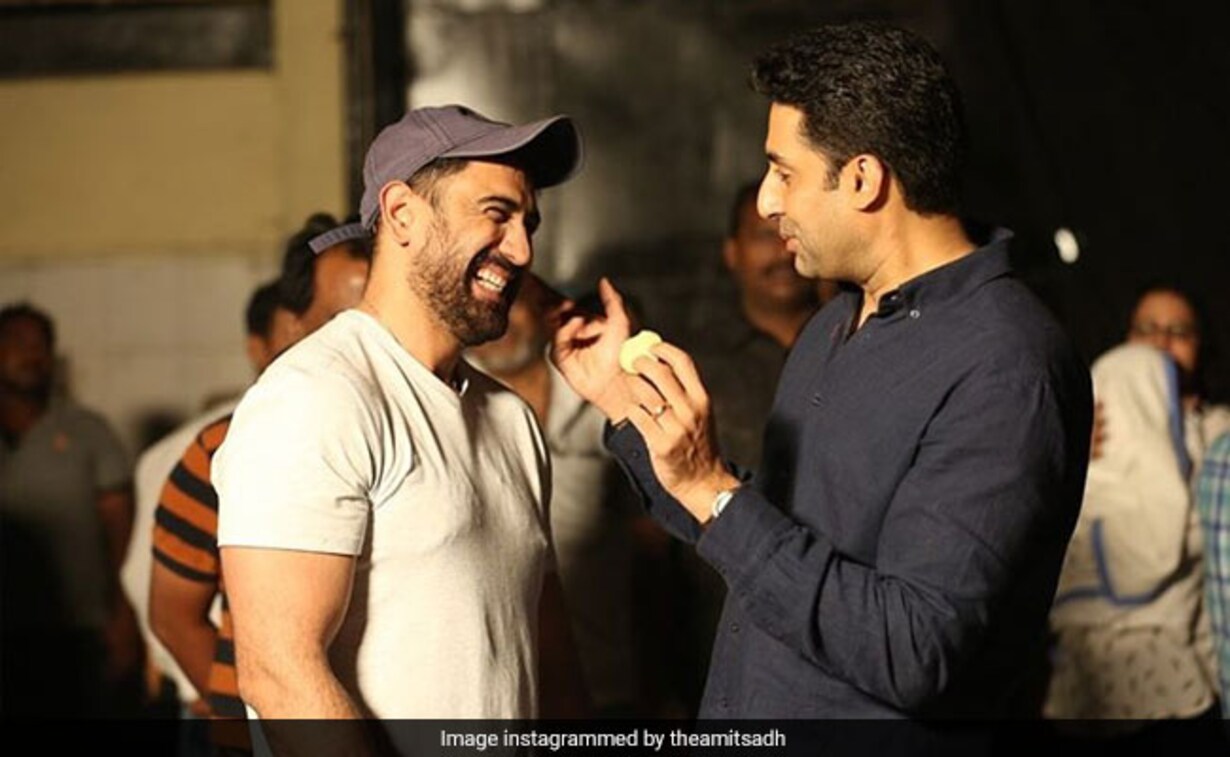 Here S How Abhishek Bachchan Reacted To Breathe Into The Shadows Co Star Amit Sadh S Post For Him