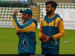 Former Pakistan Spinner Mushtaq Ahmed Compares This "Great Leader" To Imran Khan