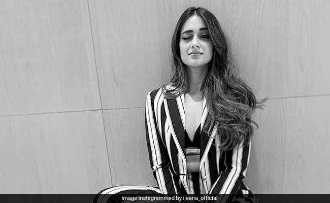 इलियाना डिक्रूज के फोटोशूट ने बटोरी सुर्खियां, Photos शेयर कर बोलीं- वे कहते हैं महिला की तरह बैठो और मैं...