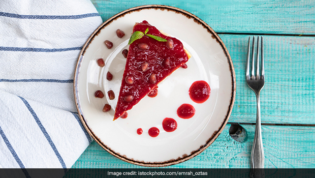 Love Baking Cakes? Bake Cake Like A Pro With These Essential Ingredients