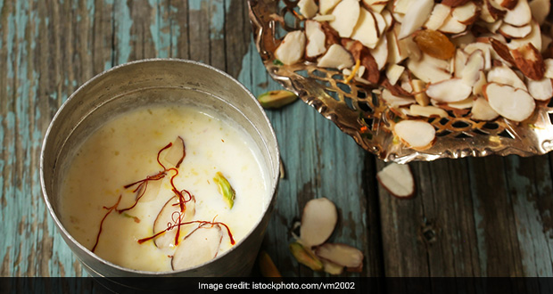 Indian Cooking Tips: How To Make Traditional Maharashtrian Drink Piyush (Recipe Inside)