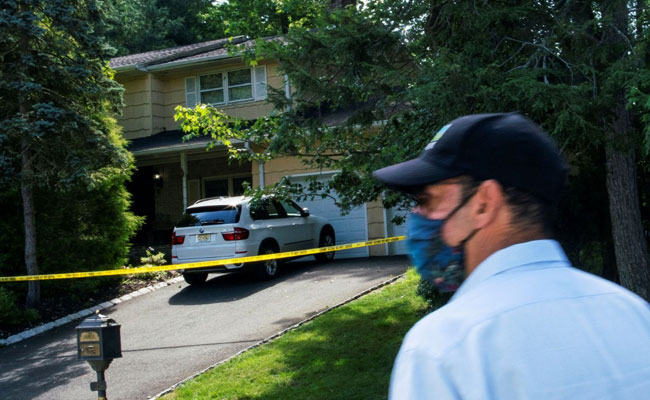 FBI Looking For Suspect In Killing Of Federal Judge's Son At Their Home