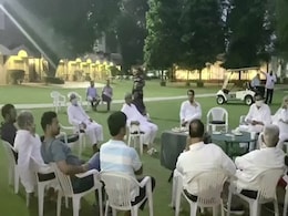 पायलट खेमे की अयोग्यता का मामला, विधानसभा स्पीकर के बाद कांग्रेस के चीफ व्हिप भी सुप्रीम कोर्ट पहुंचे पायलट खेमे की अयोग्यता का मामला, विधानसभा स्पीकर के बाद कांग्रेस के चीफ व्हिप भी सुप्रीम कोर्ट पहुंचे