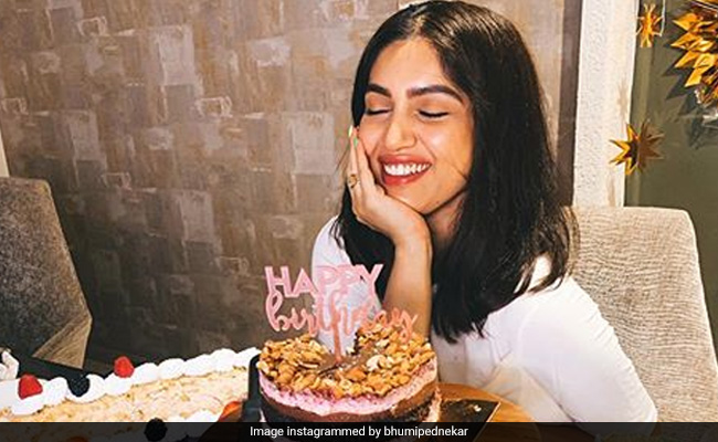 Pics From Bhumi Pednekar's Birthday Celebrations Are All Things Nice