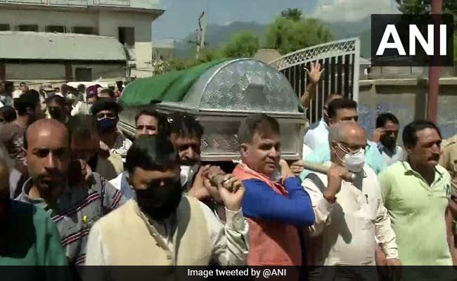 Funeral Of BJP Leader Wasim Bari, His Father, Brother Held In J&K's Bandipora
