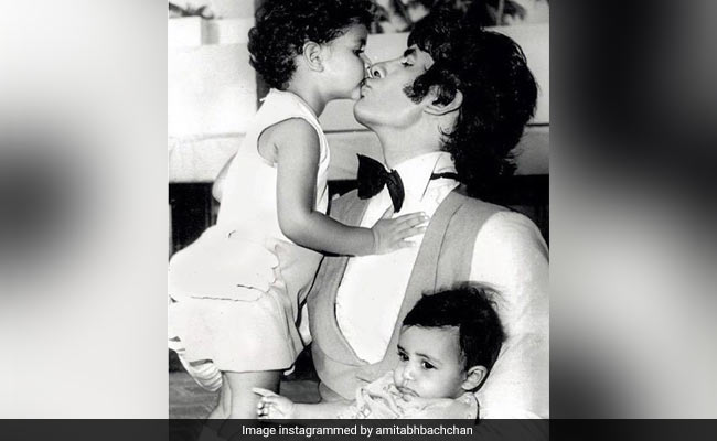 "<I>Kaise Itne Bade Hogaye</i>?" Amitabh Bachchan Writes In His Post For Abhishek And Shweta Bachchan Nanda