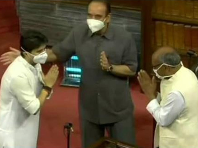 When Jyotiraditya Scindia Came Face-To-Face With Ex-Congress Colleagues