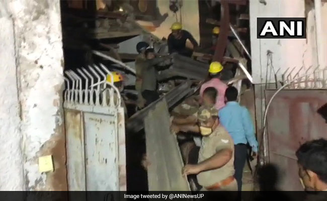 2 Dead As Underconstruction Building Collapses In Noida