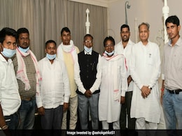 सीएम अशोक गहलोत ने क्षेत्रीय दल BTP के दो विधायकों का फिर से समर्थन मिलने का दावा किया सीएम अशोक गहलोत ने क्षेत्रीय दल BTP के दो विधायकों का फिर से समर्थन मिलने का दावा किया