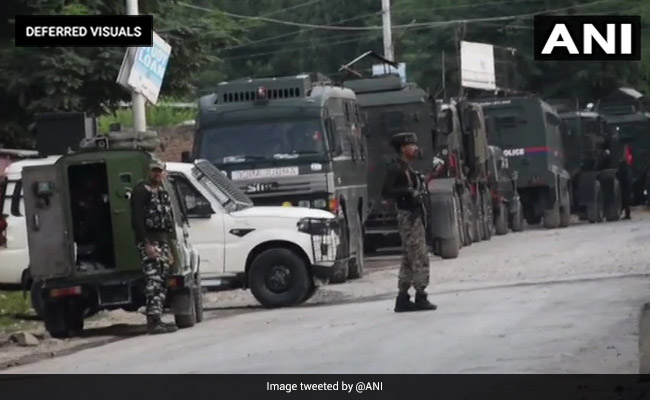 Encounter Breaks Out Between Security Forces, Terrorists In J&K's Tral