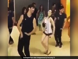 सुशांत सिंह राजपूत और सारा ने 'स्वीटहार्ट' सॉन्ग पर किया धमाकेदार डांस, Video देख फैंस भी कर रहे हैं तारीफ सुशांत सिंह राजपूत और सारा ने 'स्वीटहार्ट' सॉन्ग पर किया धमाकेदार डांस, Video देख फैंस भी कर रहे हैं तारीफ