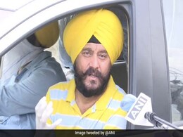 कोरोनावायरस से जान गंवाने वालों के परिजनों के लिए 'मसीहा' बना शहीद भगत सिंह सेवा दल, ऐसे कर रहा है 'सेवा' कोरोनावायरस से जान गंवाने वालों के परिजनों के लिए 'मसीहा' बना शहीद भगत सिंह सेवा दल, ऐसे कर रहा है 'सेवा'