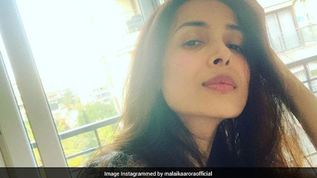 Malaika Arora applies this homemade hair oil for her weekend hair care