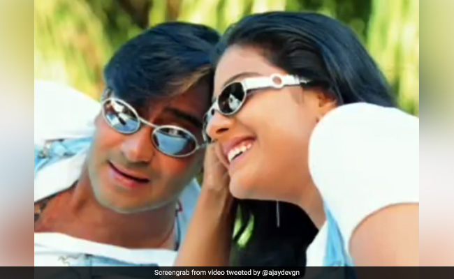 Ajay Devgn's Cute Post For Kajol Will Make You Say "<i>Pyaar To Hona Hi Tha</i>"