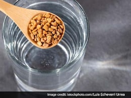 इन 5 लोगों को भूलकर भी नहीं पीना चाहिए मेथी का पानी, जानिए क्या होते हैं नुकसान इन 5 लोगों को भूलकर भी नहीं पीना चाहिए मेथी का पानी, जानिए क्या होते हैं नुकसान