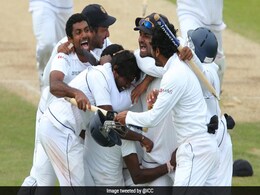 ऐसा इकलौता गेंदबाज जिसने करियर के तीनों फॉर्मेट में पहले ही ओवर में विकेट चटकाने का बनाया रिकॉर्ड ऐसा इकलौता गेंदबाज जिसने करियर के तीनों फॉर्मेट में पहले ही ओवर में विकेट चटकाने का बनाया रिकॉर्ड