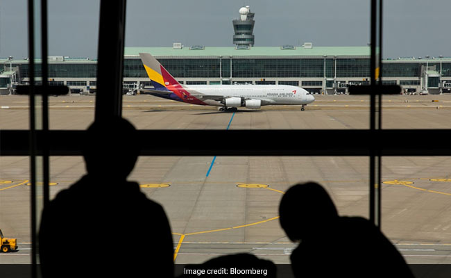Airline Flies Empty A380 To Nowhere So Pilots Don't Lose Licenses