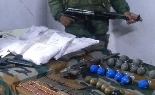 300 Terrorists Across Line Of Control Waiting To Infiltrate: Officials