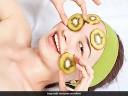 Kiwi For Skin: क्या कीवी त्वचा में रौनक लाने में कारगर है? जानें चमकती त्वचा पाने के लिए कैसे करें उपयोग Kiwi For Skin: क्या कीवी त्वचा में रौनक लाने में कारगर है? जानें चमकती त्वचा पाने के लिए कैसे करें उपयोग