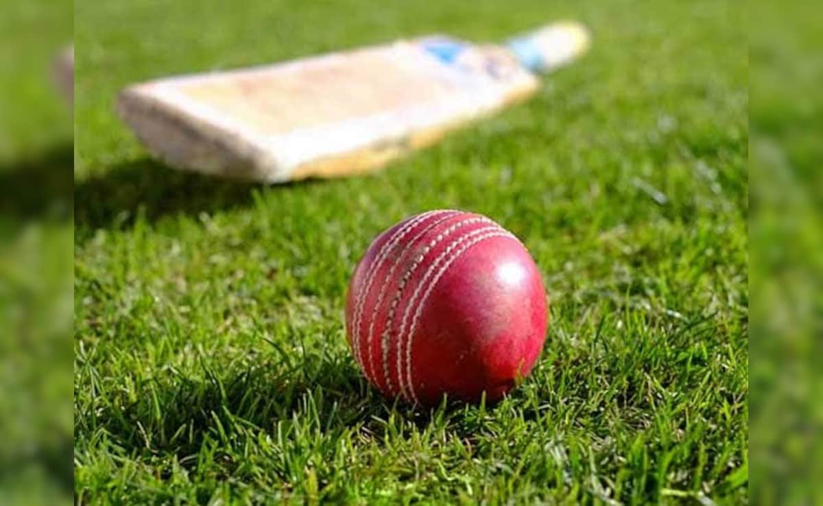 7 साल की उम्र में सर से उठा था पिता का साया, आज ये खिलाड़ी है आधुनिक युग का महान तेज गेंदबाज