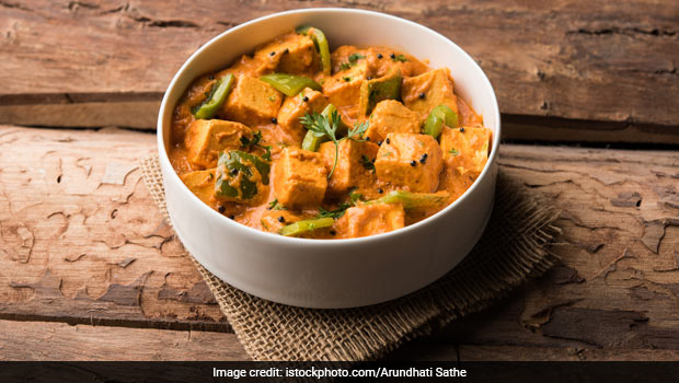 Watch: How To Make Restaurant-Style Paneer Kalonji Tawa Sabzi For Lunch Or Dinner