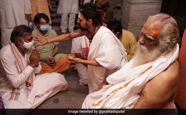 Union Minister Prahlad Patel Offers Prayers In Ayodhya