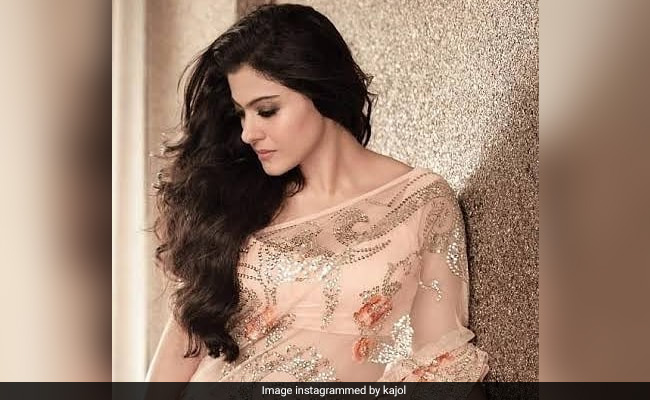 Kajol Shares ROFL Food Tip For When The "Mind Is Busy Travelling"