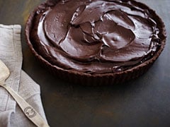 How To Make No-Bake, Eggless Chocolate Tart With Just 5 Ingredients! How To Make No-Bake, Eggless Chocolate Tart With Just 5 Ingredients!