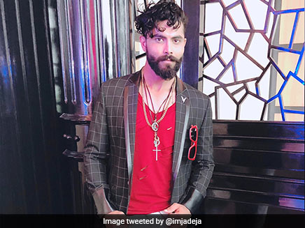 রবীন্দ্র জাডেজার ‘নেটফ্লিক্স ডেট' লুক দেখে মুদ্ধ তাঁর দল সিএসকে