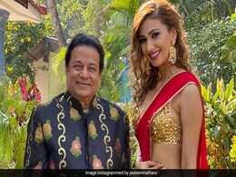 जसलीन मथारू ने खास अंदाज में अनूप जलोटा को विश किया बर्थडे, बोलीं- हैपी बर्थडे मेरे प्यारे गुरुजी... जसलीन मथारू ने खास अंदाज में अनूप जलोटा को विश किया बर्थडे, बोलीं- हैपी बर्थडे मेरे प्यारे गुरुजी...