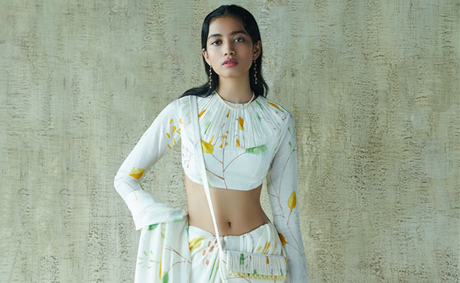 5 Fashionably Patterned Sarees That Speak Louder Than Words
