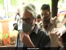 संजय लीला भंसाली पहुंचे बांद्रा पुलिस स्टेशन, सुशांत सिंह राजपूत के निधन के मामले में होगी पूछताछ- Photos Viral संजय लीला भंसाली पहुंचे बांद्रा पुलिस स्टेशन, सुशांत सिंह राजपूत के निधन के मामले में होगी पूछताछ- Photos Viral