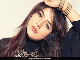 Shehnaaz Gill के धांसू अंदाज पर फिदा हुए फैन्स, एक्ट्रेस बोलीं- थोड़े बहुत ग्लैमर में कोई हर्ज नही... Shehnaaz Gill के धांसू अंदाज पर फिदा हुए फैन्स, एक्ट्रेस बोलीं- थोड़े बहुत ग्लैमर में कोई हर्ज नही...