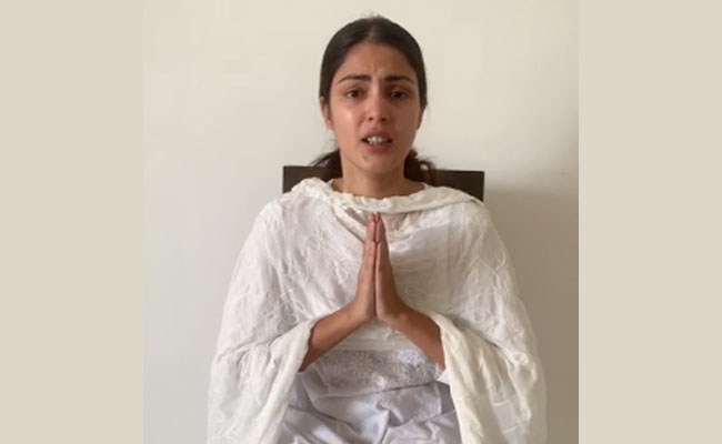 জিজ্ঞাসাবাদের মুখোমুখি হতে আরও সময় দেওয়া যাবে না, রিয়ার আবেদন নাকচ করলো ইডি