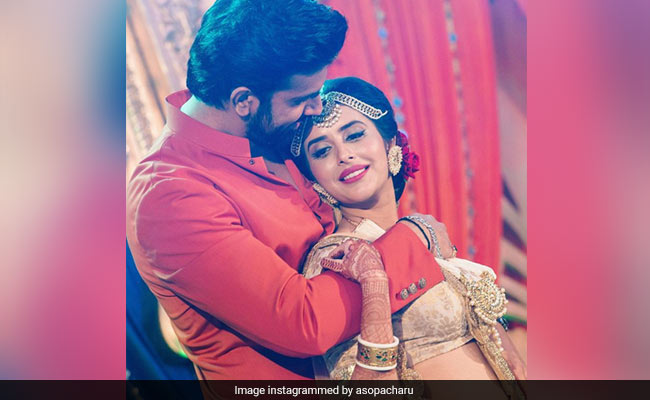 Sushmita Sen's Brother Rajeev On Separation Rumour: "Someone Close To Charu Is Brainwashing Her"