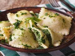 Move Over Pizza And Pasta; Make Cheesy Spinach Ravioli With This Easy Recipe Move Over Pizza And Pasta; Make Cheesy Spinach Ravioli With This Easy Recipe