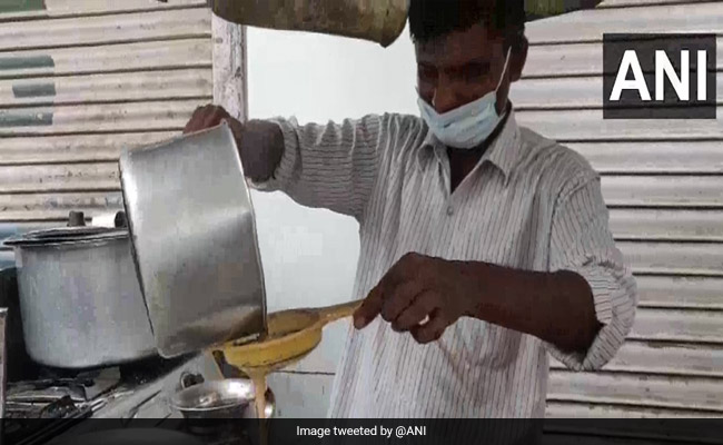 चाय बेचने वाले को बैंक ने बना दिया 50 करोड़ रुपये का डिफॉल्टर, बोले- 'मैंने तो लोन लिया ही नहीं...'