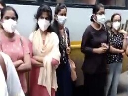 Nurses In Pune's Top Hospital On Strike Against 12-Hr Shifts In PPE Kits Nurses In Pune's Top Hospital On Strike Against 12-Hr Shifts In PPE Kits
