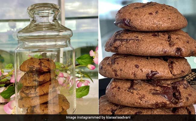 Kiara Advani Will Make You Crave For Gooey Chocolate Chip Cookies