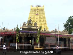 পুরোহিত ও কর্মীরা করোনা আক্রান্ত সত্ত্বেও খোলা থাকছে তিরুপতি মন্দির