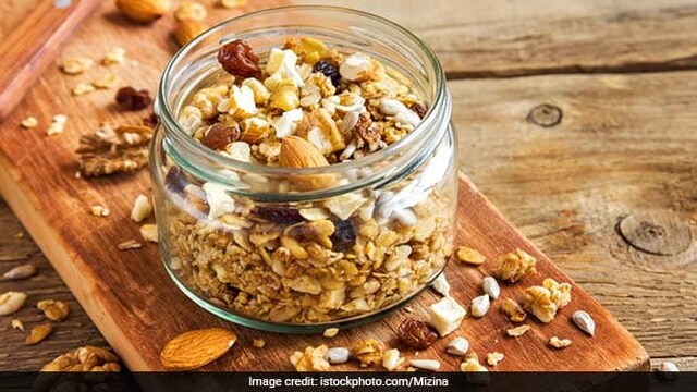 Unhealthy snacking can lead to weight gain