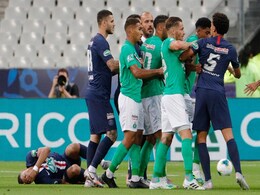 French Cup Final: स्टार खिलाड़ी काइलन एमबापे के साथ हादसा, लाइव मैच में खिलाड़ी से हुई जबरदस्त भिड़ंत.. देखें Video French Cup Final: स्टार खिलाड़ी काइलन एमबापे के साथ हादसा, लाइव मैच में खिलाड़ी से हुई जबरदस्त भिड़ंत.. देखें Video