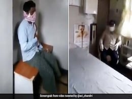 कोरोना से बचाव का डॉक्टर ने निकाला गज़ब का जुगाड़, दूर से ऐसे कर रहे मरीज़ का इलाज - देखें Video कोरोना से बचाव का डॉक्टर ने निकाला गज़ब का जुगाड़, दूर से ऐसे कर रहे मरीज़ का इलाज - देखें Video