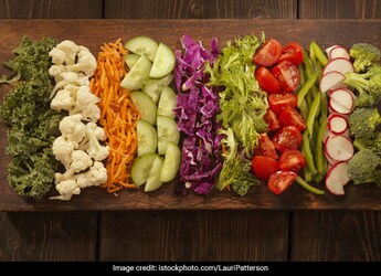 This Simple Hack Helps Keep Cut Fruits And Veggies Fresh For Longer This Simple Hack Helps Keep Cut Fruits And Veggies Fresh For Longer