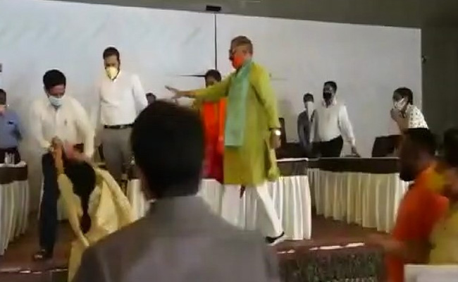 Case Against UP BJP Councillor, Husband For Assaulting Civic Body Official