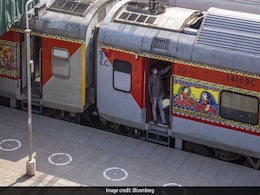 Festival Special Trains: दीवाली और छठ पर रेलवे की सौगात, चलेंगी कई स्पेशल ट्रेन; देखें टाइम टेबल और पूरी लिस्ट Festival Special Trains: दीवाली और छठ पर रेलवे की सौगात, चलेंगी कई स्पेशल ट्रेन; देखें टाइम टेबल और पूरी लिस्ट