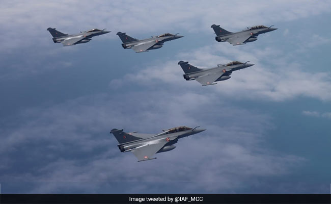 India Likely To Buy 26 Rafales, 3 Scorpene Subs During PM's France Visit