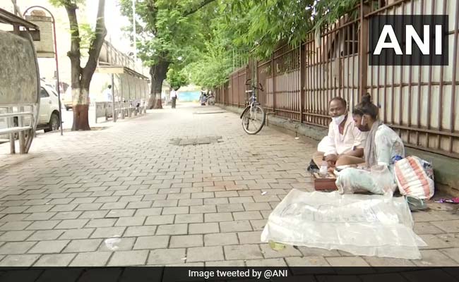 17-Year-Old Mumbai Footpath Dweller Scores 40% In SSC Exam